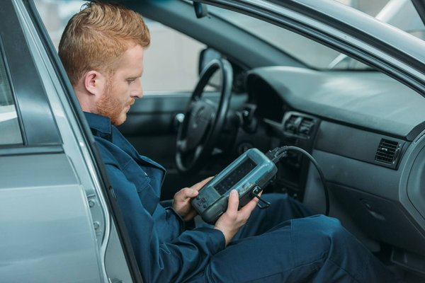 Diagnostic rapide et efficace avec DS150E : réduisez les temps d'immobilisation des véhicules